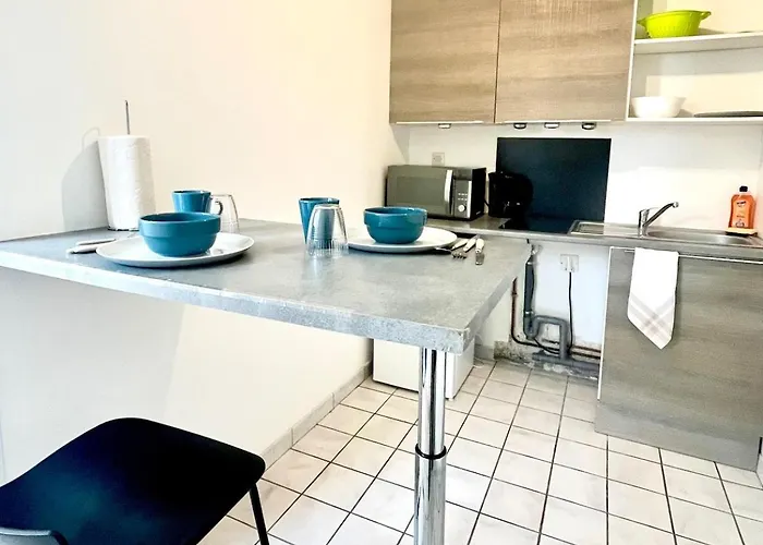 Cosy Proche Chu Apartment